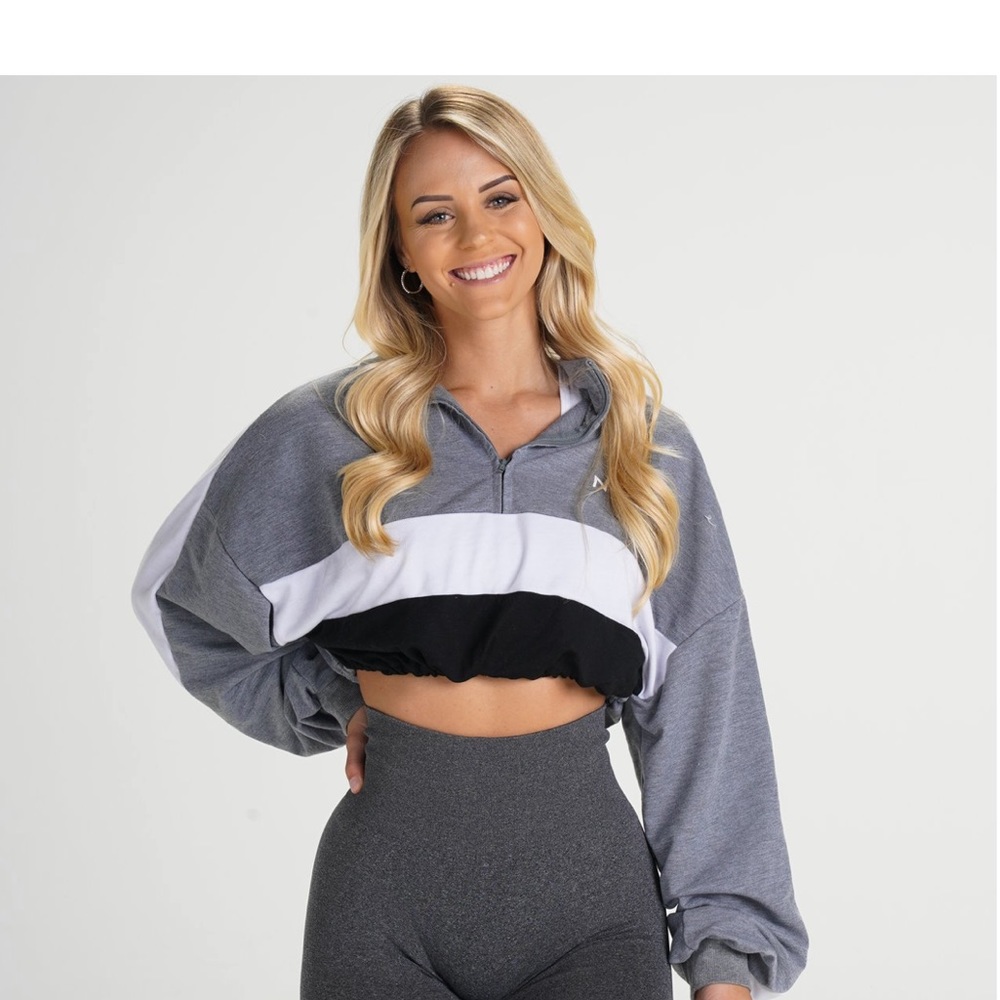 NVGTN oversized top.